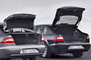 Sedan vs liftback źródło: https://spiatocka.sk/co-je-lepsie-sedan-alebo-liftback-pozrime-sa-na-vyhody-a-nevyhody/